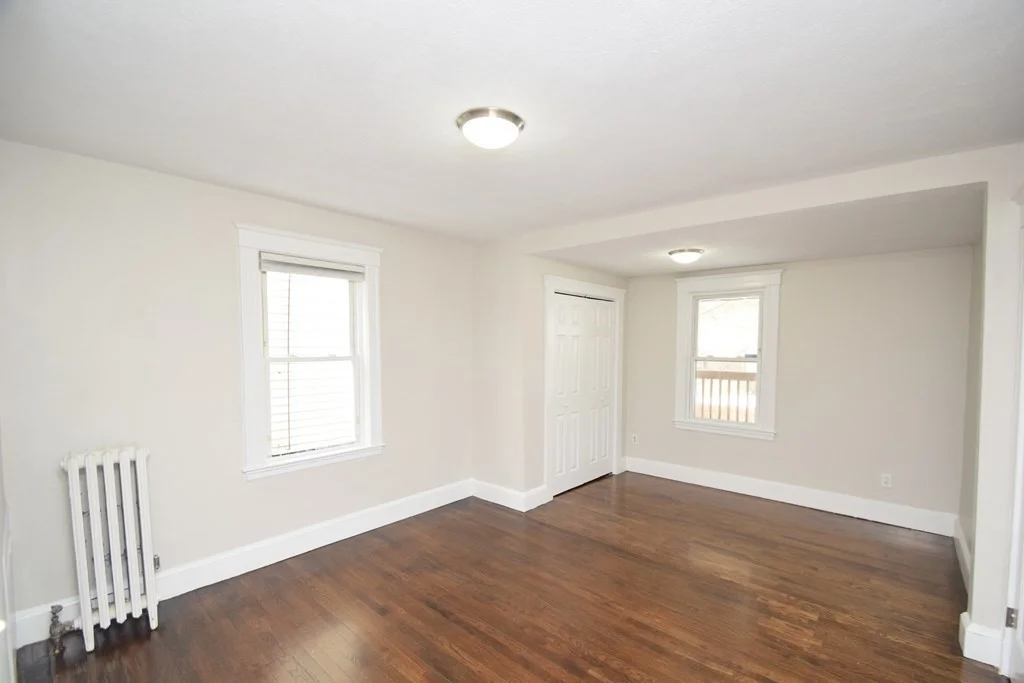 3 bed, 1 bath apartment for rent at 344-346 Hyde Park Ave Unit 1, Roslindale — photo 14 of 22