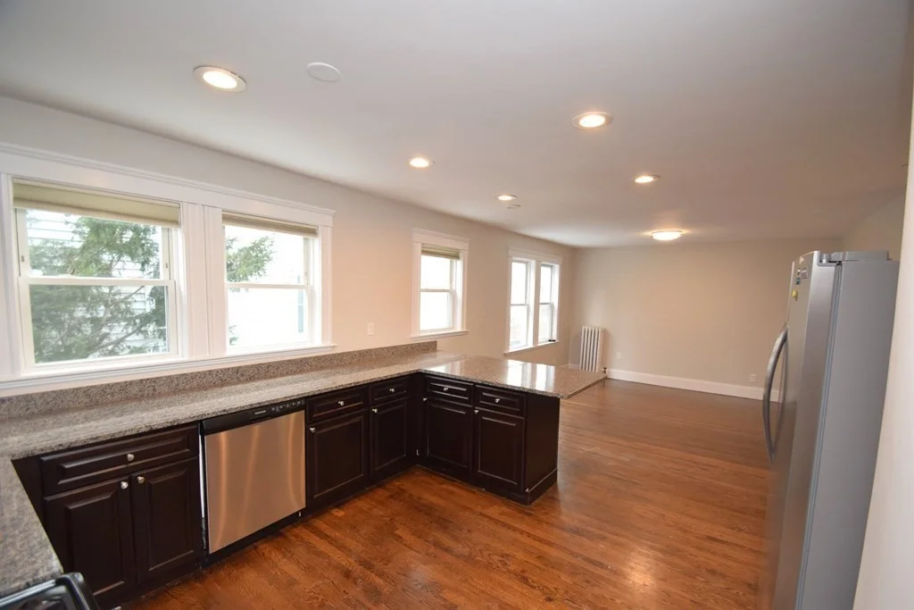 3 bed, 1 bath apartment for rent at 344-346 Hyde Park Ave Unit 1, Roslindale — photo 8 of 22