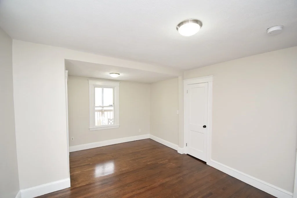 3 bed, 1 bath apartment for rent at 344-346 Hyde Park Ave Unit 1, Roslindale — photo 15 of 22