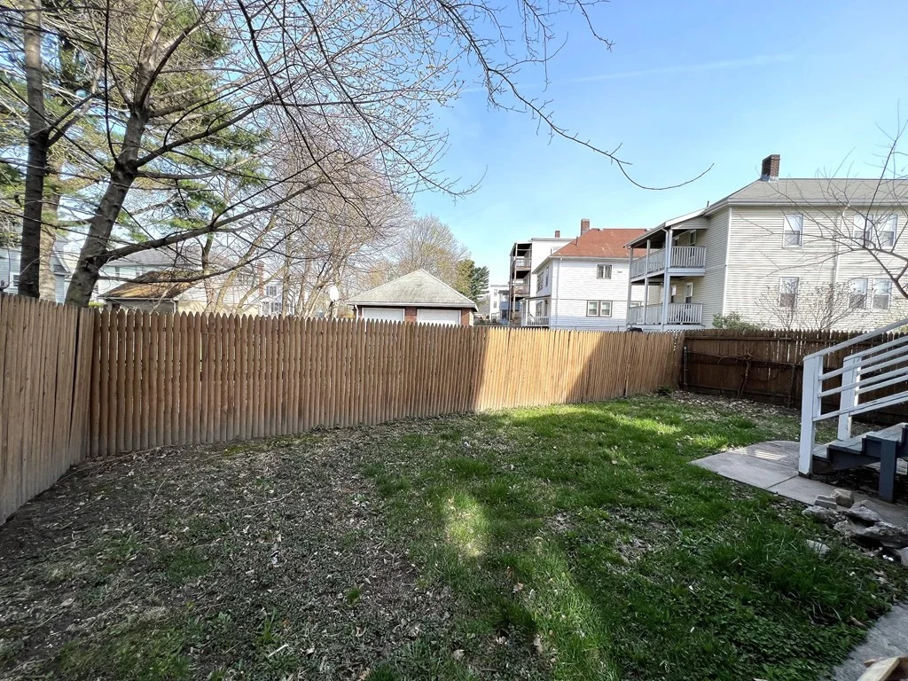 3 bed, 1 bath apartment for rent at 344-346 Hyde Park Ave Unit 2, Roslindale — photo 22 of 23