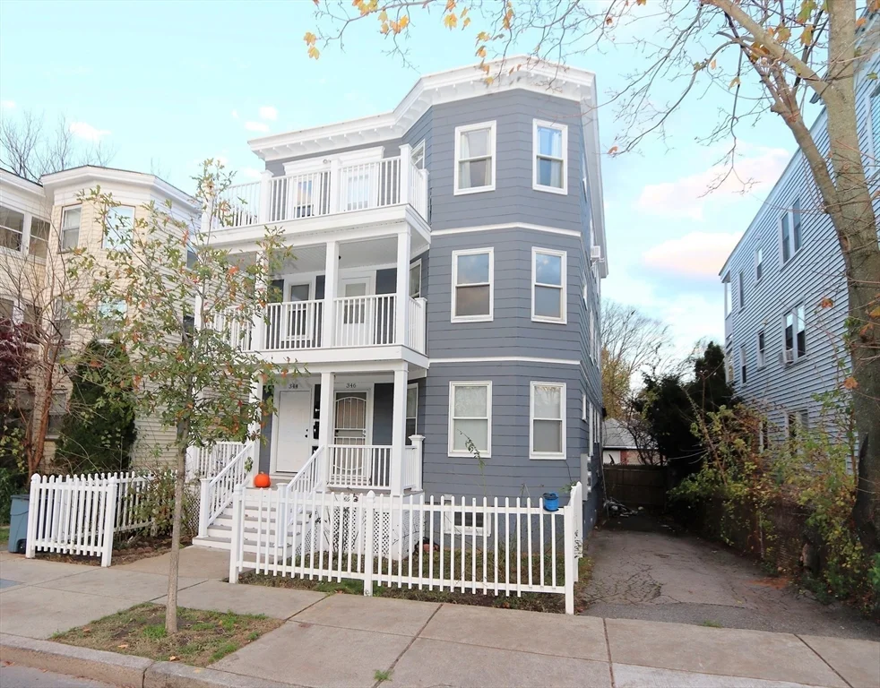 3 bed, 1 bath apartment for rent at 344-346 Hyde Park Ave Unit 3, Roslindale — photo 18 of 20
