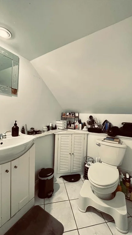 3 bed, 2 bath apartment for rent at 344 Cornell Unit 2, Roslindale — photo 14 of 14