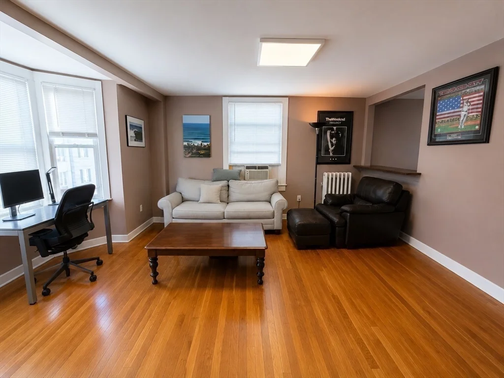 2 bed, 1 bath apartment for rent at 344 E 8th St Unit 3, South Boston — photo 8 of 10