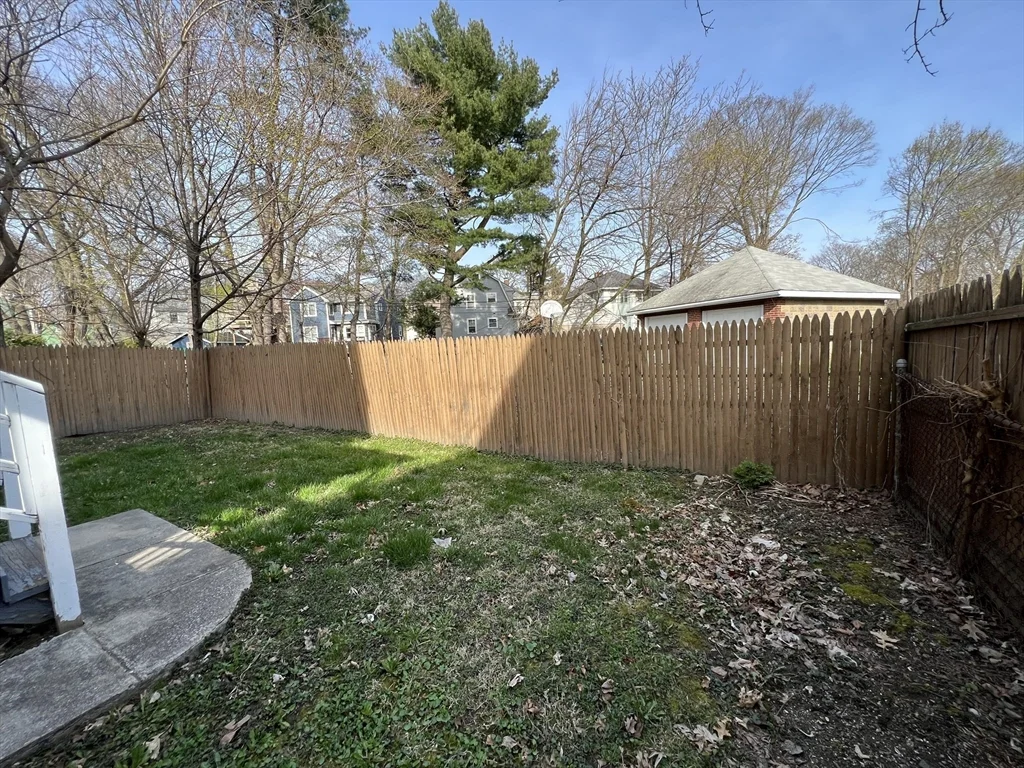 3 bed, 1 bath apartment for rent at 344 Hyde Park Ave Unit 3, Roslindale — photo 20 of 20