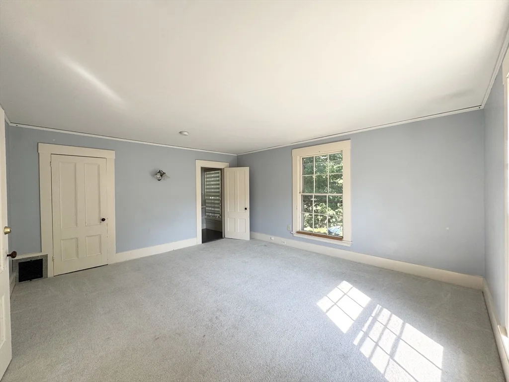 5 bed, 4+ bath apartment for rent at 344 Lowell St, Lexington — photo 13 of 24