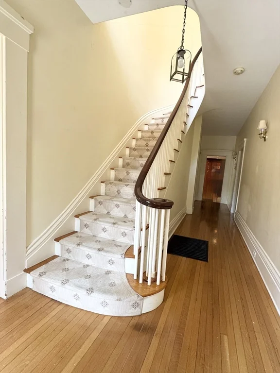 5 bed, 4+ bath apartment for rent at 344 Lowell St, Lexington — photo 10 of 24