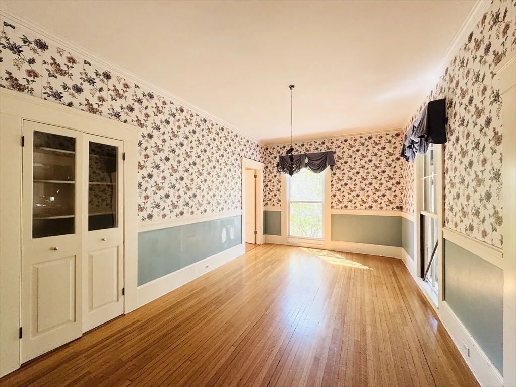 5 bed, 4+ bath apartment for rent at 344 Lowell St, Lexington — photo 6 of 24