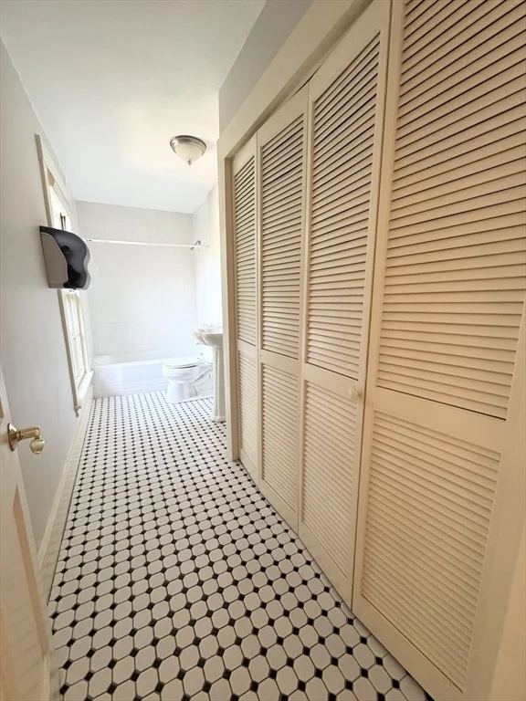 5 bed, 4+ bath apartment for rent at 344 Lowell St, Lexington — photo 17 of 24