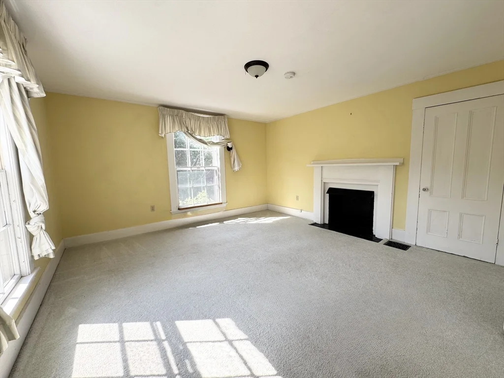 5 bed, 4+ bath apartment for rent at 344 Lowell St, Lexington — photo 7 of 24