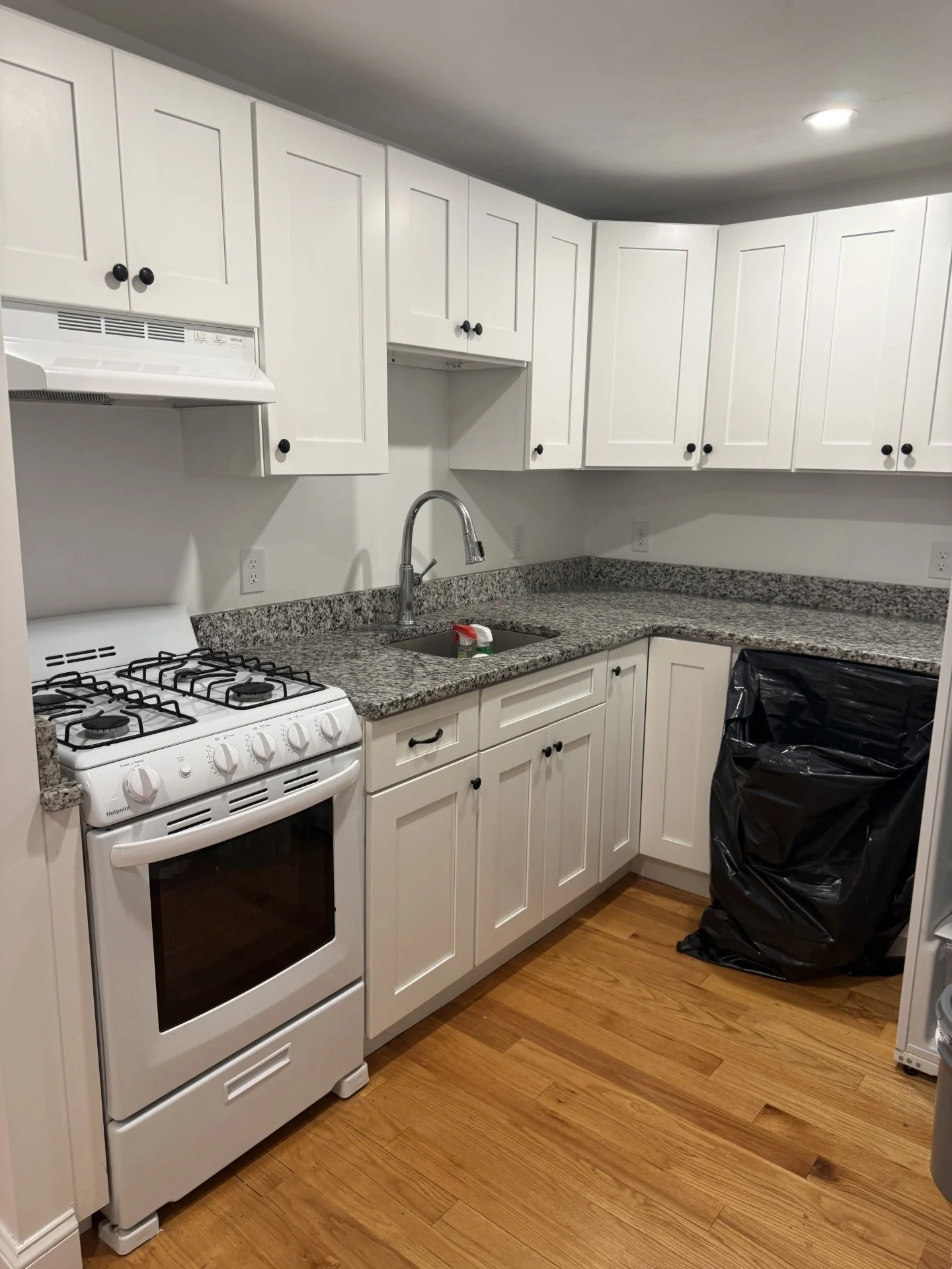 1 bed, 1 bath apartment for rent at 344 North Ave Unit 2, Abington — photo 2 of 6