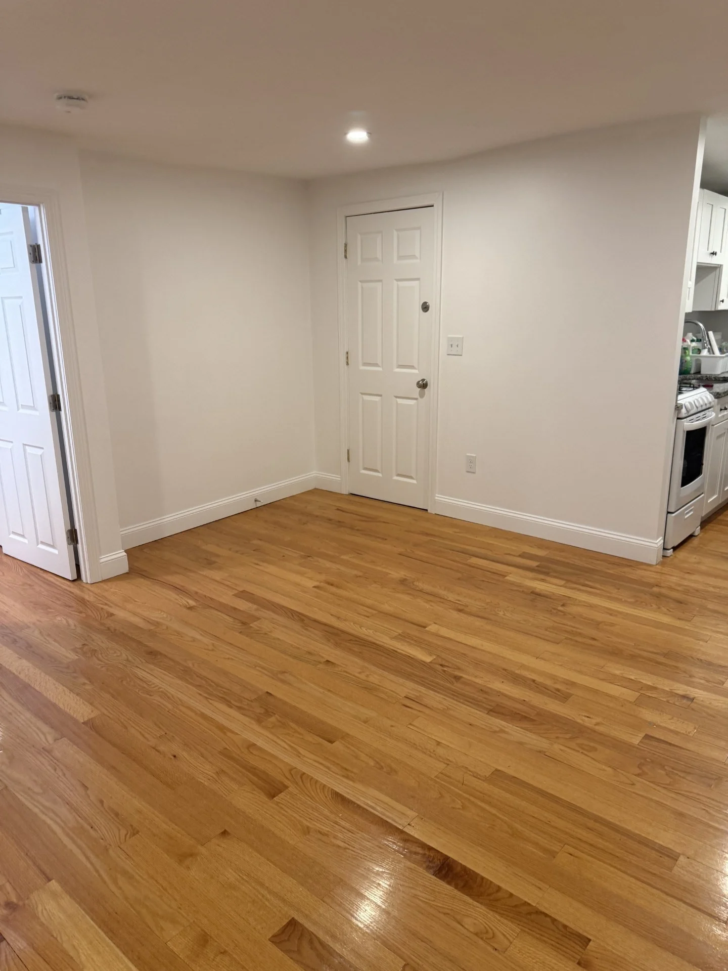 1 bed, 1 bath apartment for rent at 344 North Ave Unit 2, Abington — photo 4 of 6