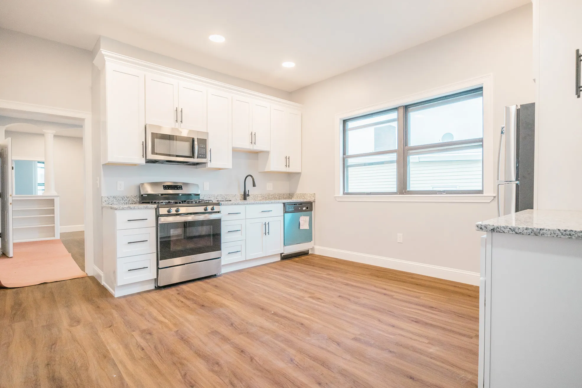 5 bed, 2 bath apartment for rent at 344 Saratoga St Unit 3, East Boston — photo 1 of 10
