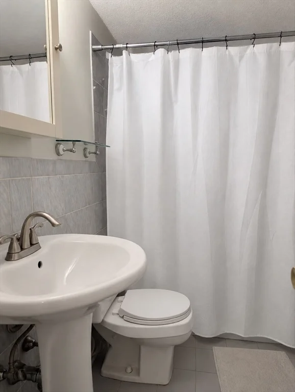 1 bed, 1 bath apartment for rent at 344 Tappan St Unit 2, Brookline Hills — photo 9 of 14