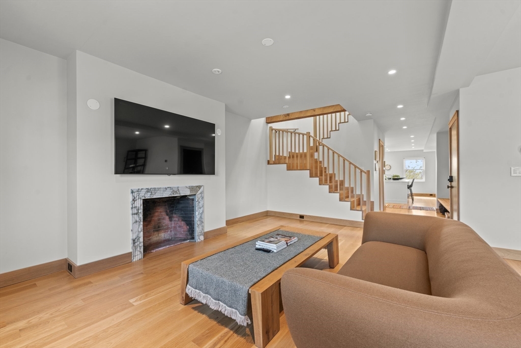 3 bed, 2 bath apartment for rent at 344 Tappan Unit 3, Brookline — photo 14 of 35