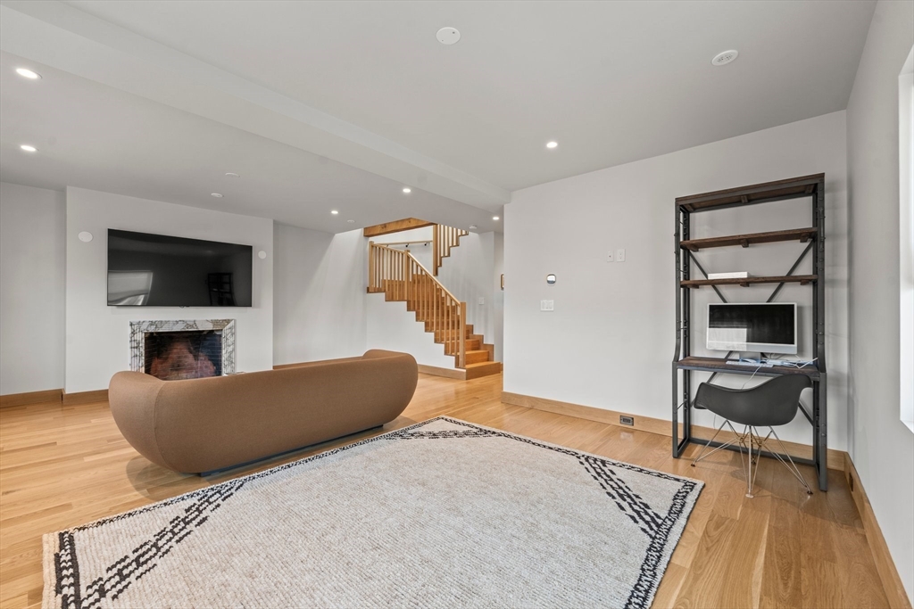 3 bed, 2 bath apartment for rent at 344 Tappan Unit 3, Brookline — photo 13 of 35