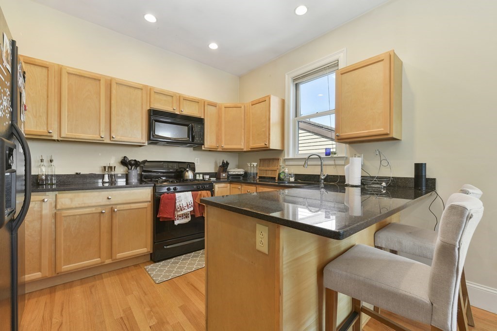 3 bed, 2 bath apartment for rent at 344 W Broadway Unit 2, South Boston — photo 2 of 17