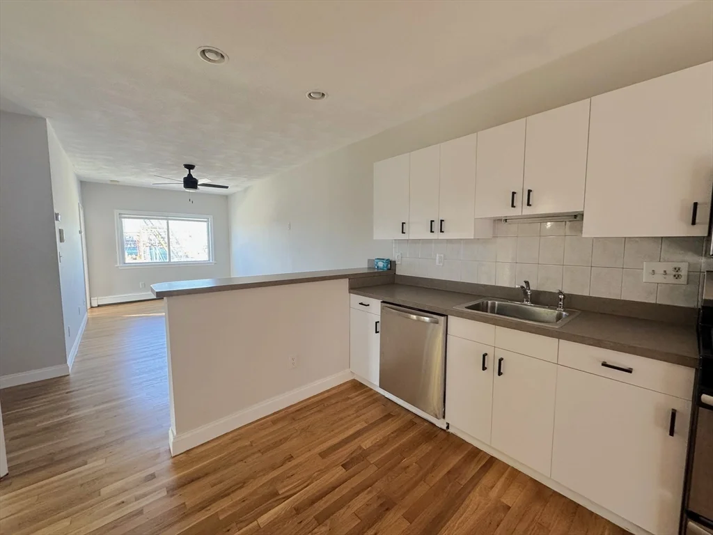 2 bed, 1 bath apartment for rent at 345 Border Unit 3, Boston — photo 5 of 11
