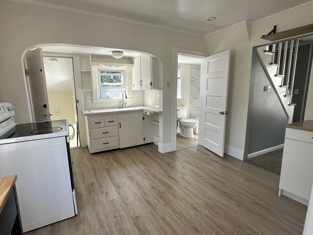 2 bed, 1 bath apartment for rent at 345 Child St Unit 2, Warren — photo 5 of 19