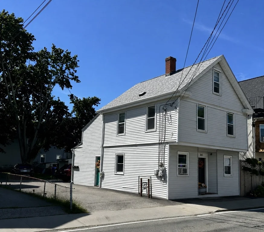 2 bed, 1 bath apartment for rent at 345 Child St Unit 2, Warren