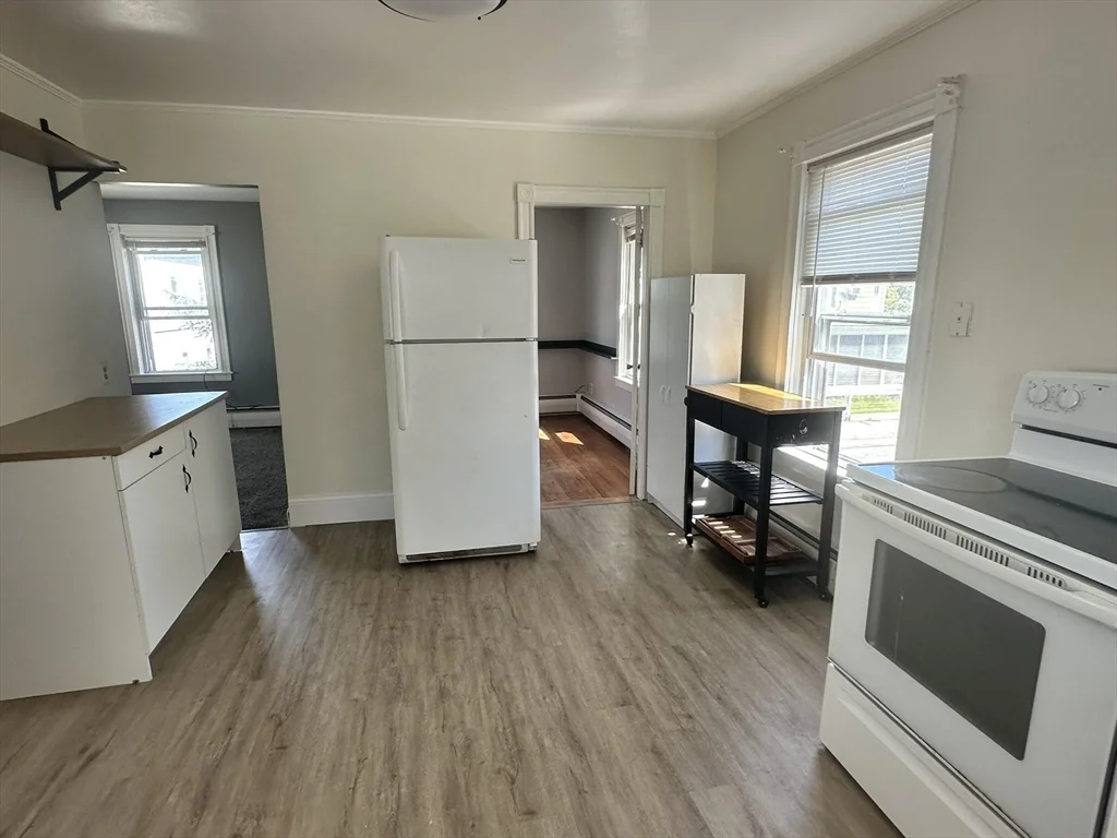 2 bed, 1 bath apartment for rent at 345 Child St Unit 2, Warren — photo 4 of 19
