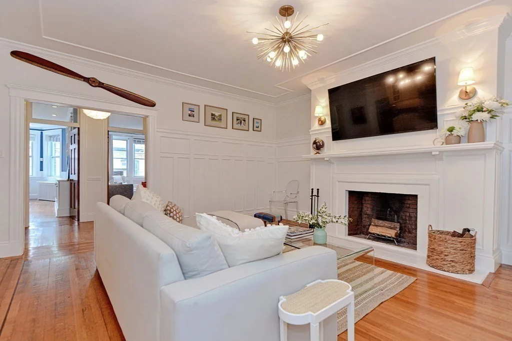 2 bed, 1 bath apartment for rent at 345 Commonwealth Ave Unit 8, Back Bay — photo 3 of 13