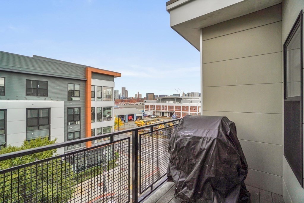 2 bed, 1 bath apartment for rent at 345 D St Unit 12, South Boston — photo 9 of 21