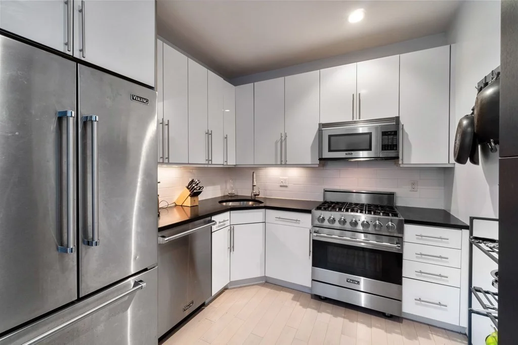 2 bed, 1 bath apartment for rent at 345 D St Unit 13, South Boston — photo 6 of 13