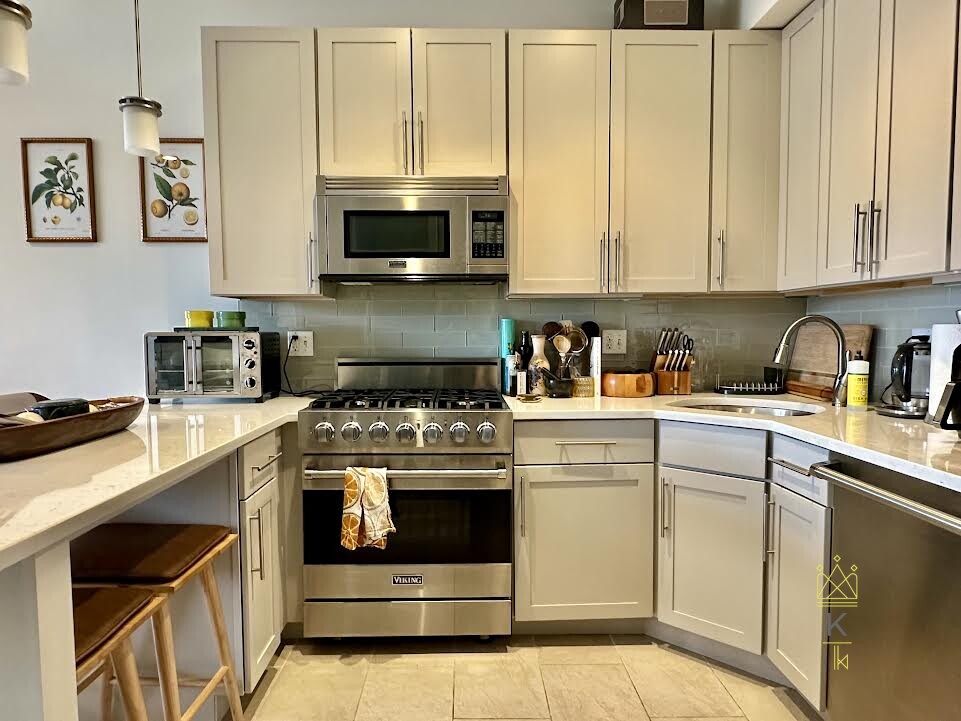 2 bed, 1 bath apartment for rent at 345 D St Unit 3, South Boston — photo 2 of 20