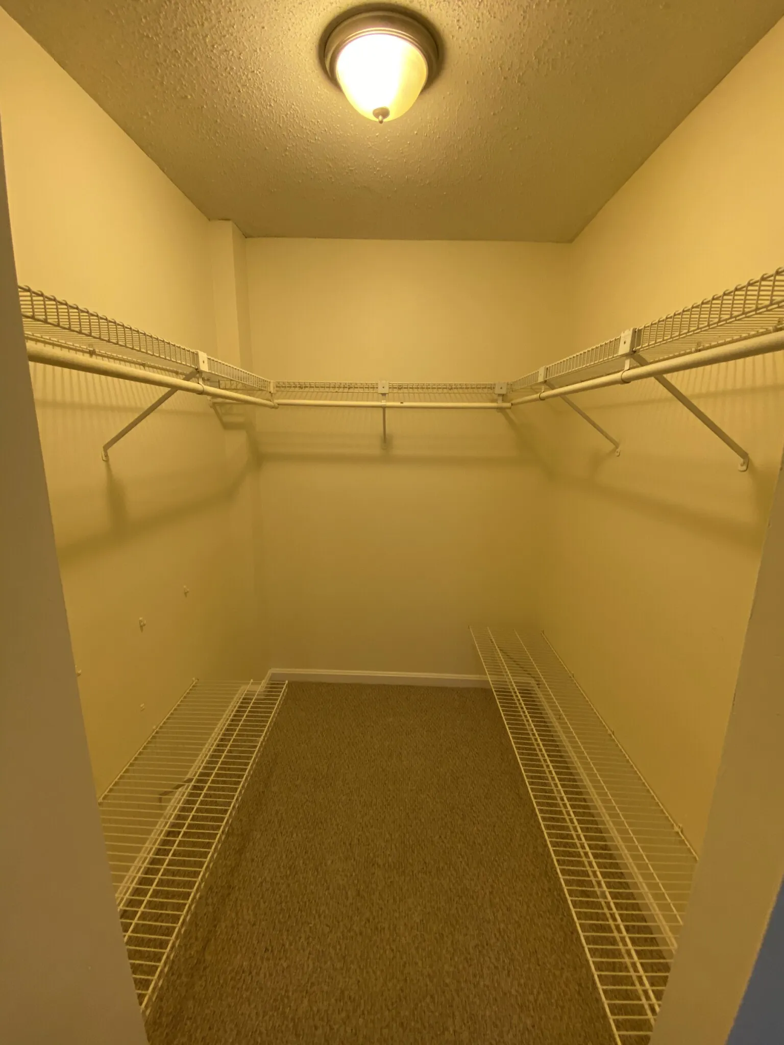 2 bed, 1.5 bath apartment for rent at 345 Franklin St Unit 104, Riverside — photo 13 of 16