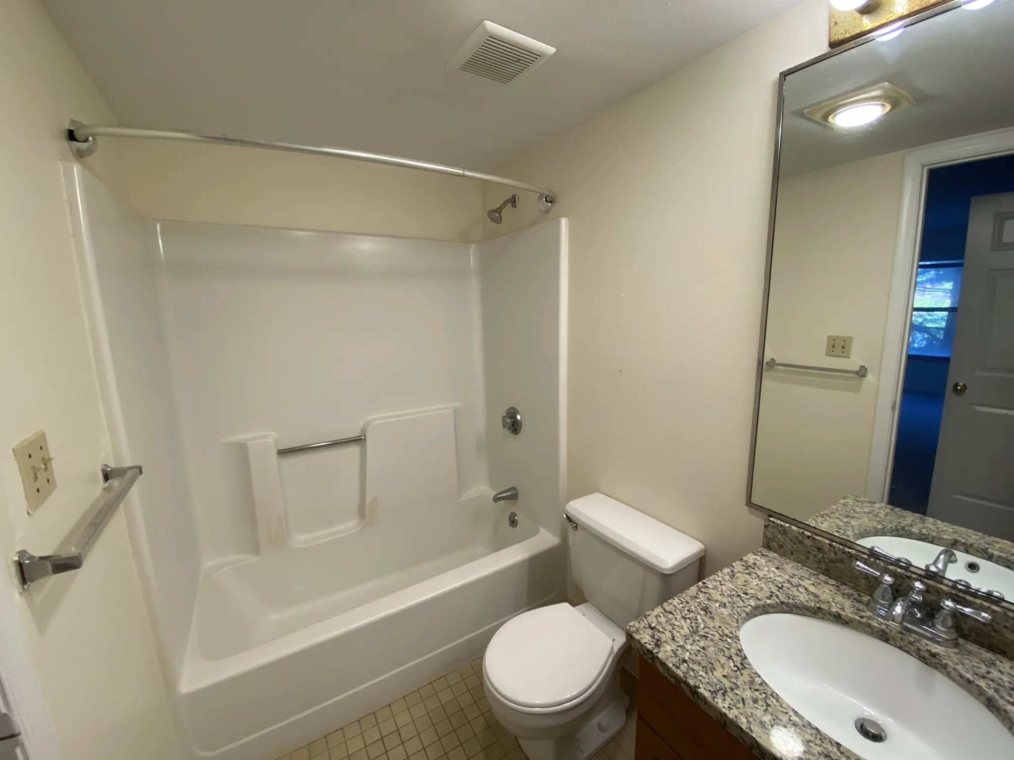 2 bed, 1.5 bath apartment for rent at 345 Franklin St Unit 104, Riverside — photo 14 of 16