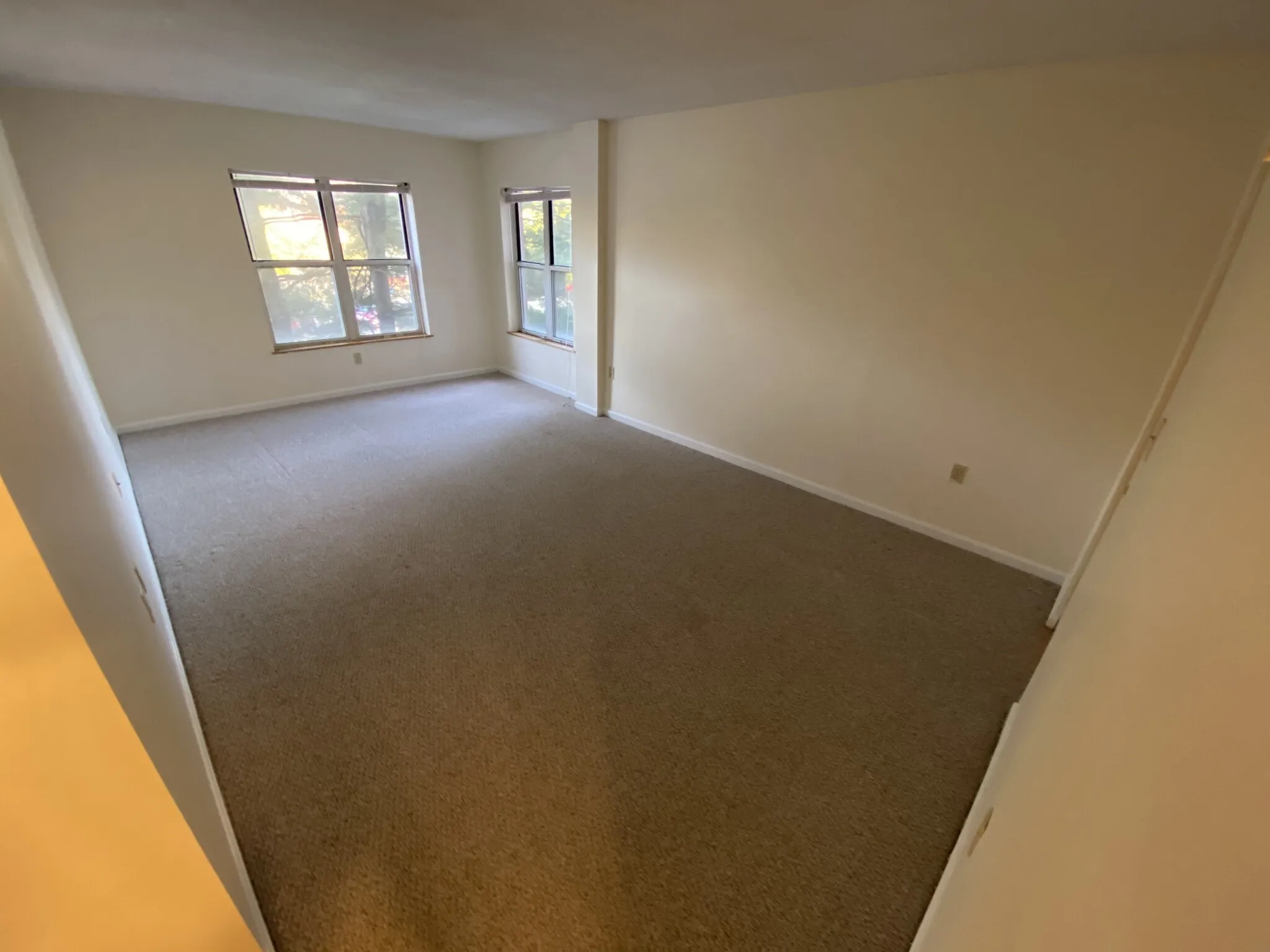 2 bed, 1.5 bath apartment for rent at 345 Franklin St Unit 104, Riverside — photo 11 of 16
