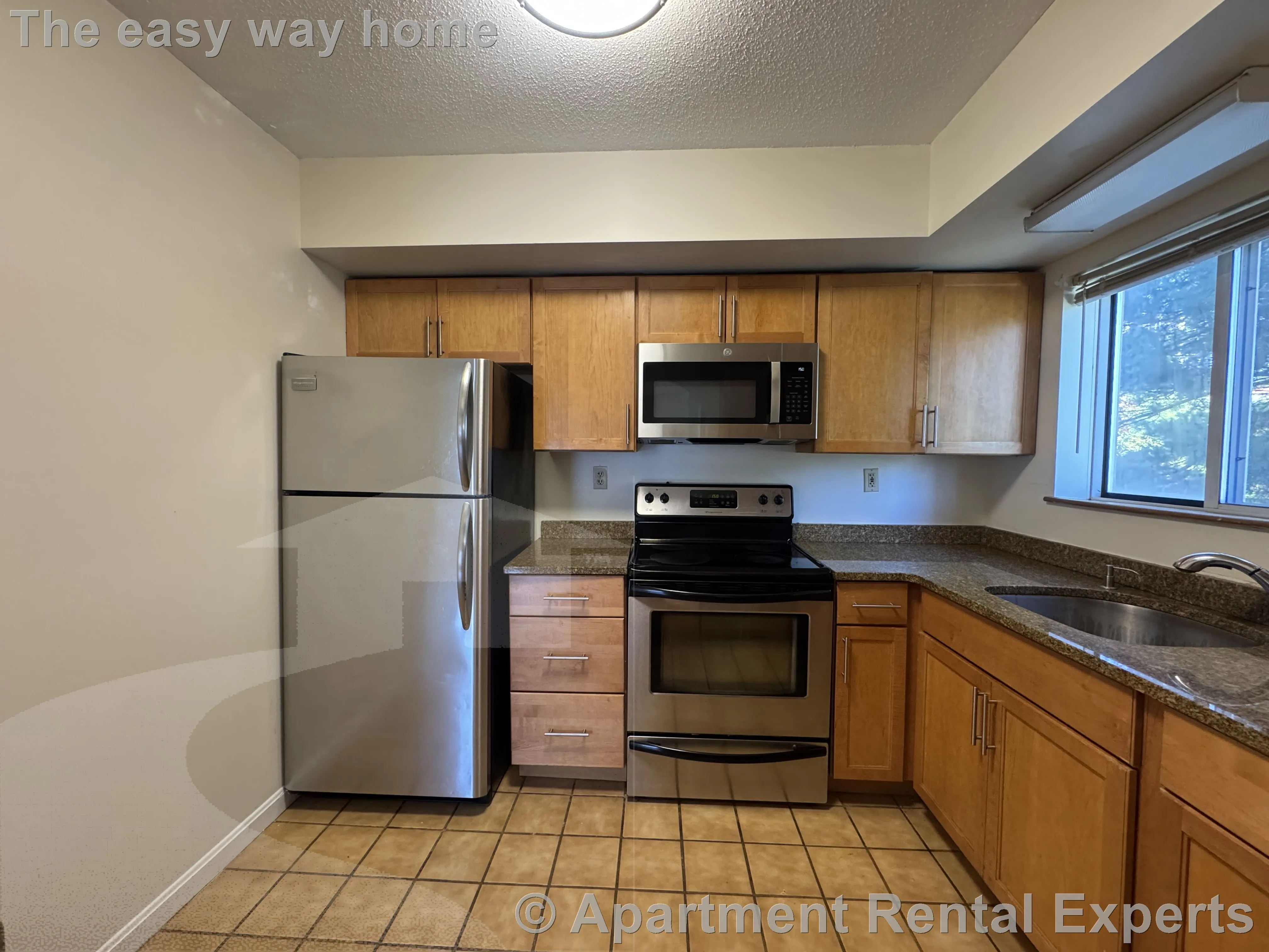 2 bed, 1 bath apartment for rent at 345 Franklin St Unit 302, Central Square — photo 4 of 18