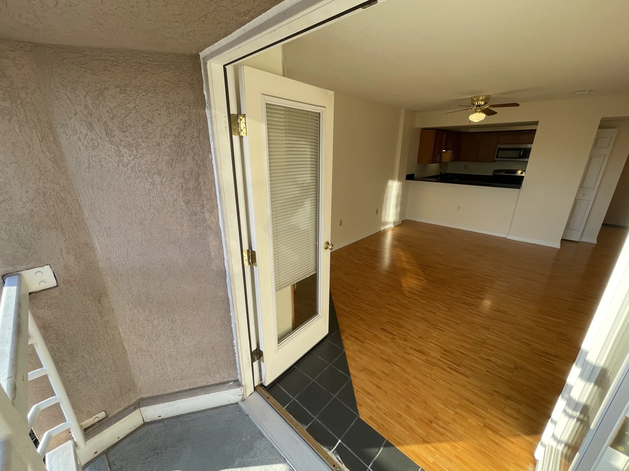 2 bed, 2 bath apartment for rent at 345 Franklin St Unit 503, Riverside — photo 6 of 19