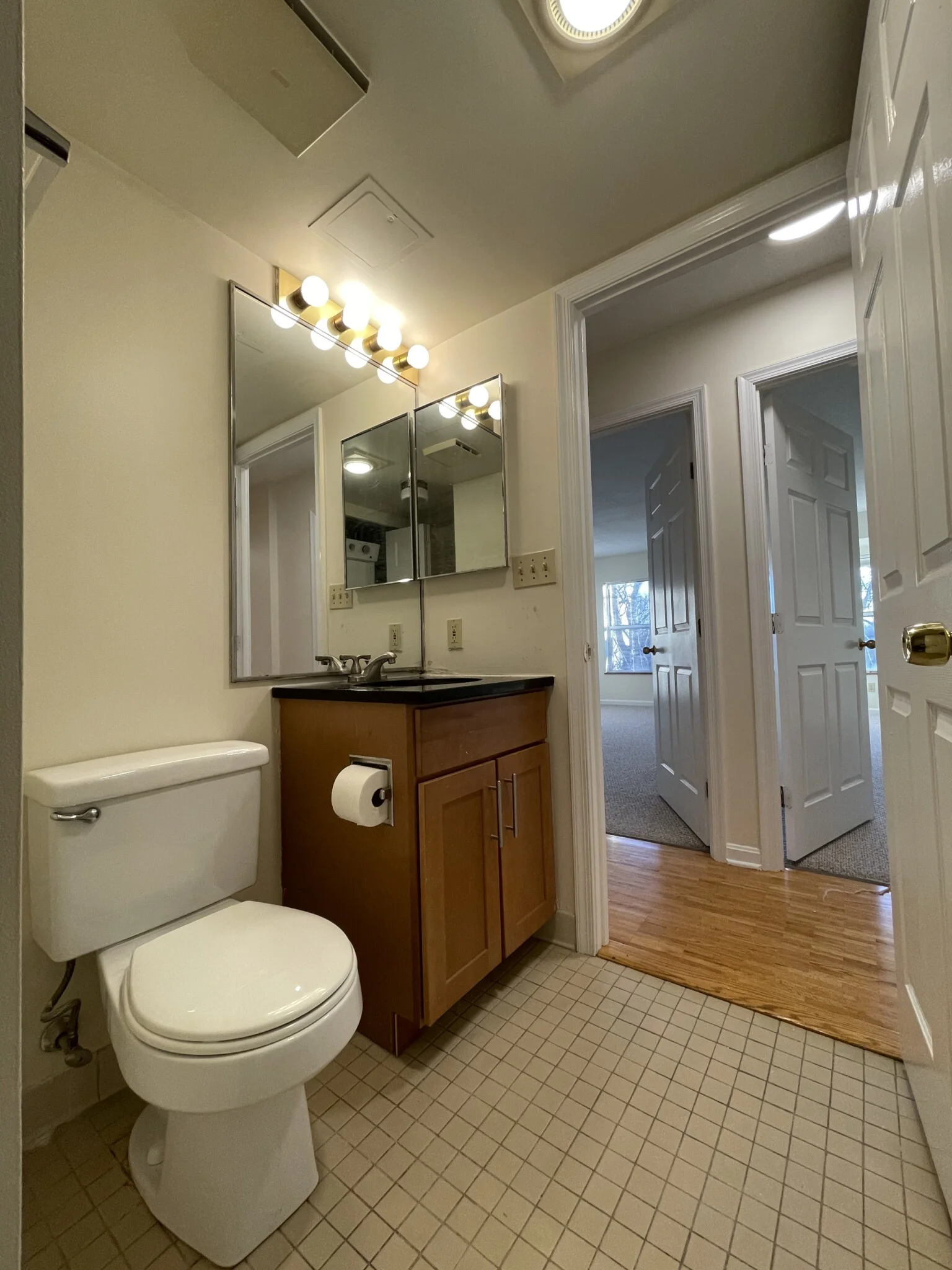 2 bed, 2 bath apartment for rent at 345 Franklin St Unit 503, Riverside — photo 15 of 19