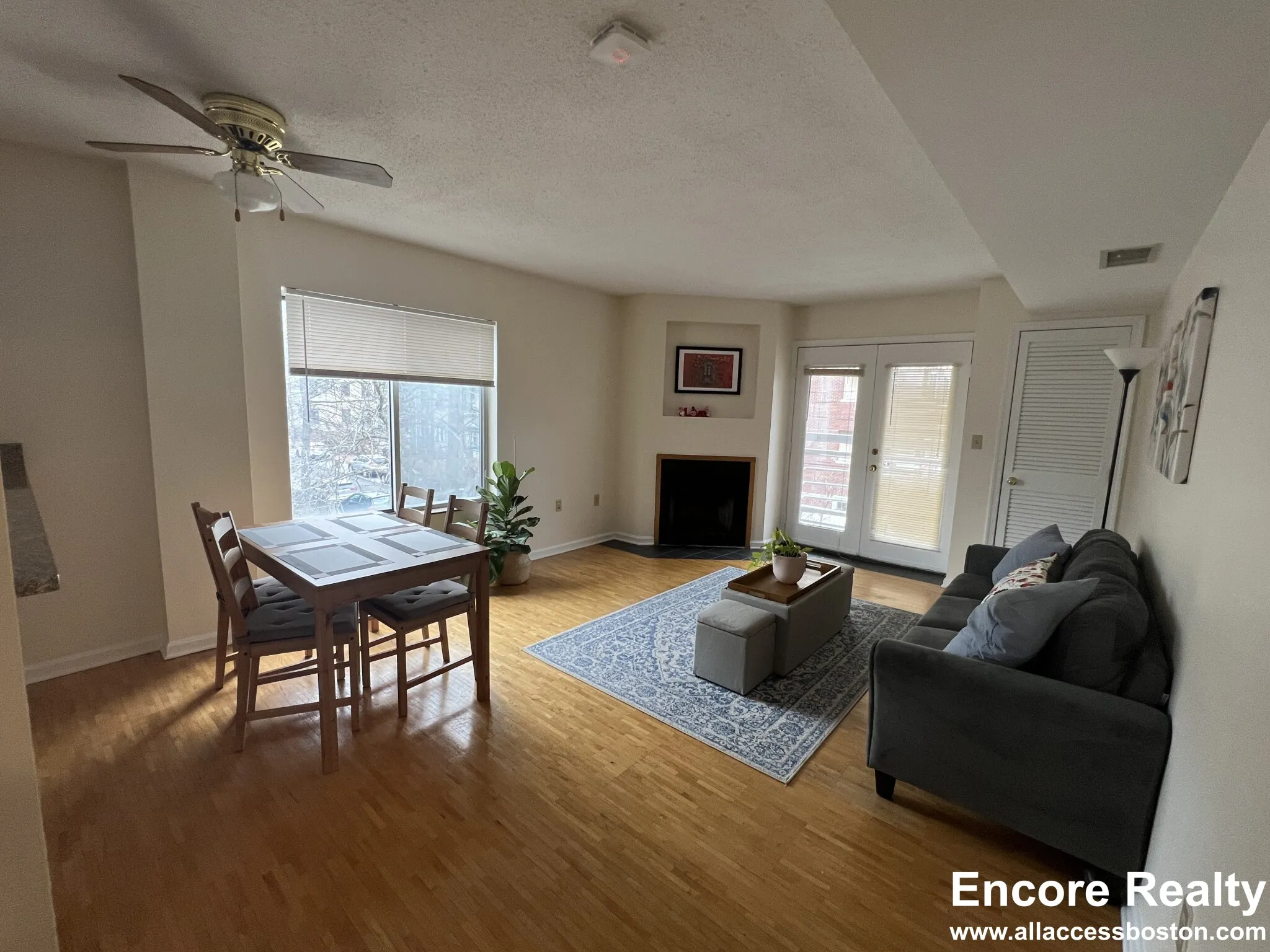 2 bed, 1.5 bath apartment for rent at 345 Franklin St Unit 504M, Riverside — photo 5 of 19
