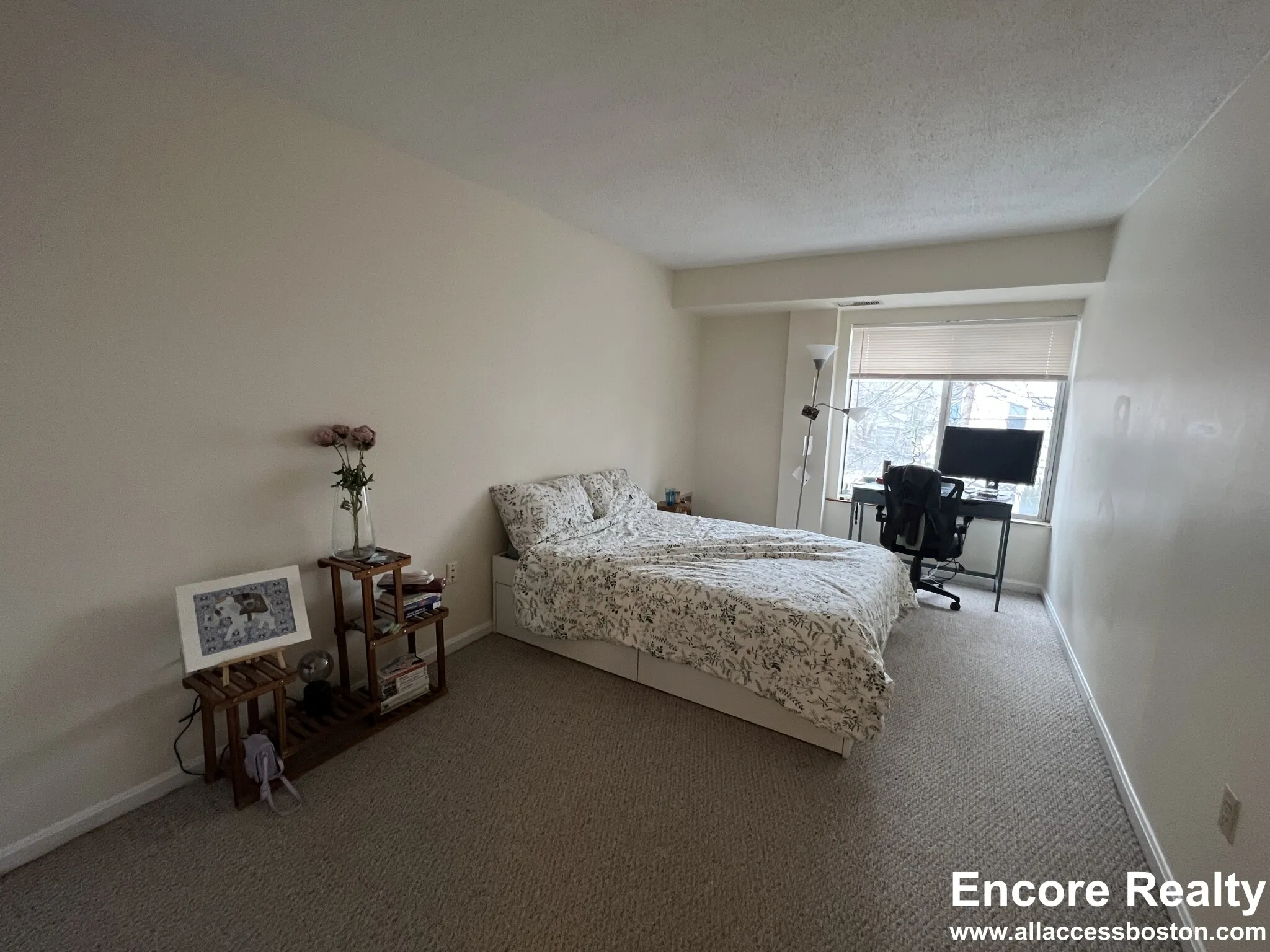 2 bed, 1.5 bath apartment for rent at 345 Franklin St Unit 504M, Riverside — photo 13 of 19