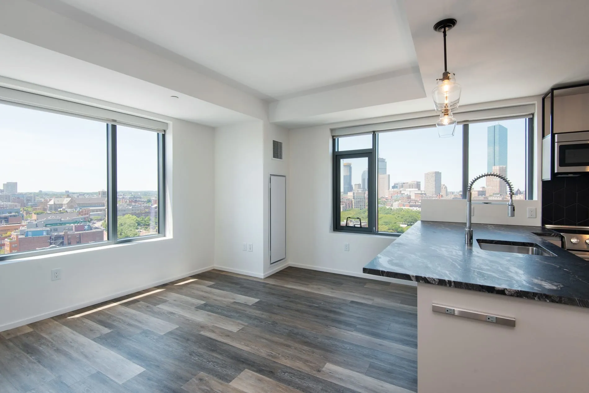 2 bed, 2 bath apartment for rent at 345 Harrison Ave Unit PH40, South End — photo 3 of 55