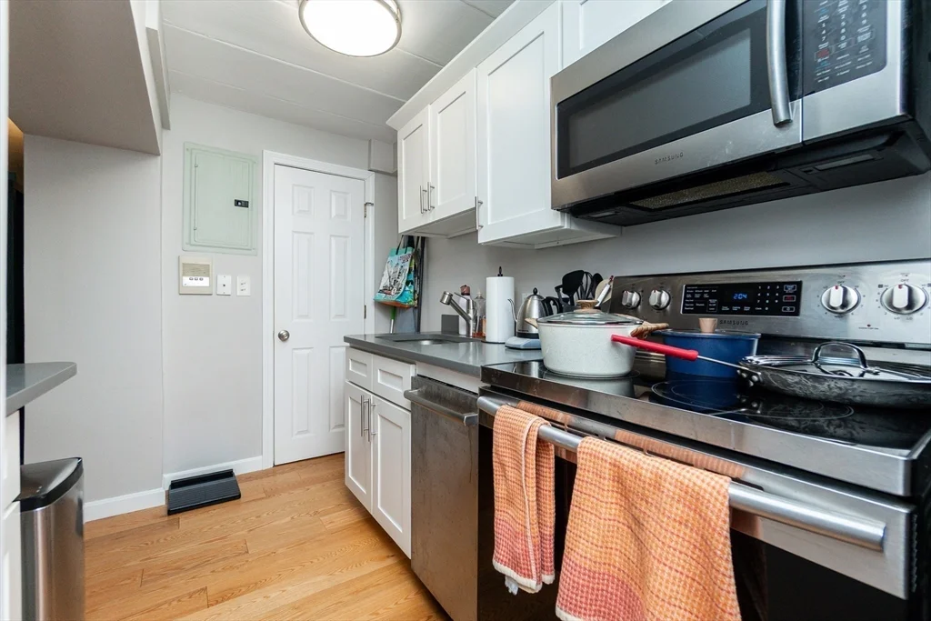 1 bed, 1 bath apartment for rent at 345 Harvard St Unit G1, Harvard Square — photo 4 of 16