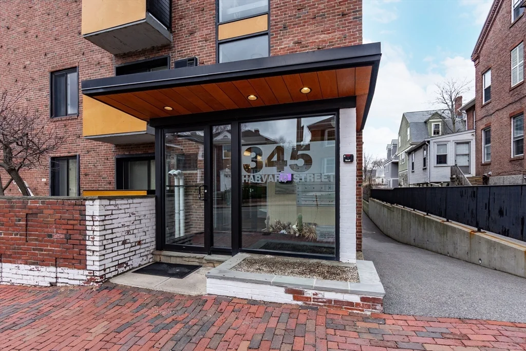 1 bed, 1 bath apartment for rent at 345 Harvard St Unit G1, Harvard Square — photo 16 of 16