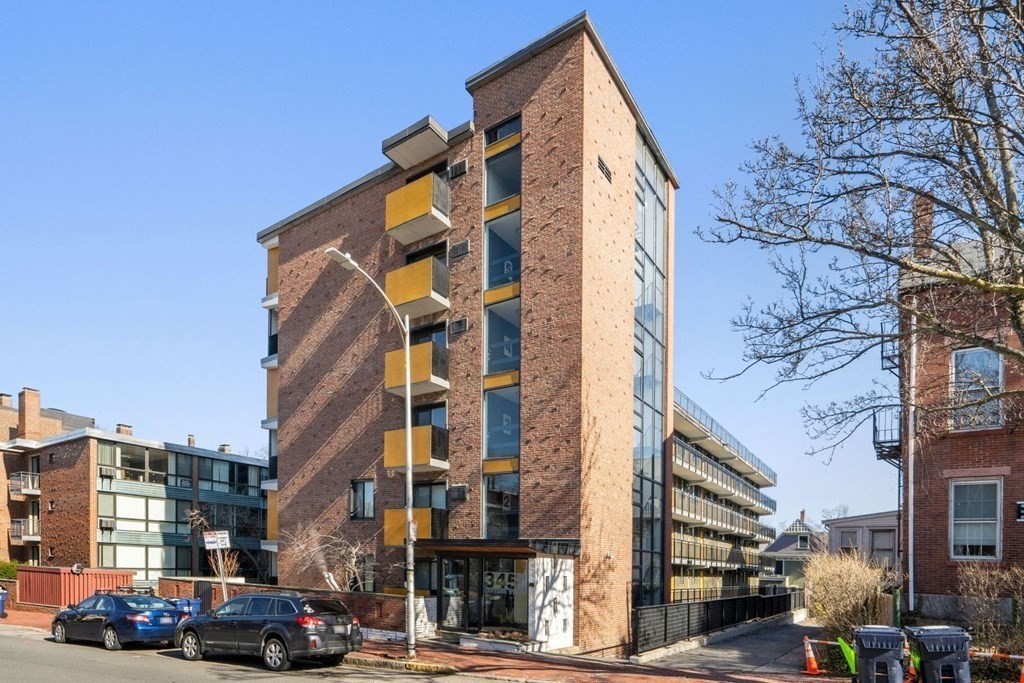 1 bed, 1 bath apartment for rent at 345 Harvard St Unit G2, Mid Cambridge — photo 1 of 13