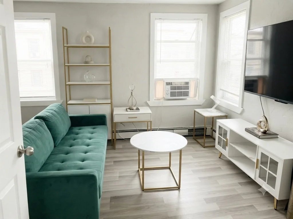 2 bed, 1 bath apartment for rent at 345 Sumner Unit 2, East Boston — photo 6 of 11