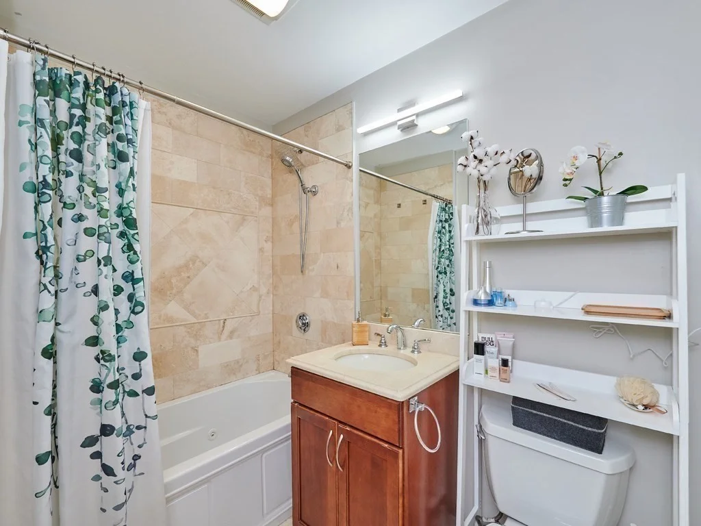2 bed, 2 bath apartment for rent at 345 W Broadway St Unit 1, Boston — photo 5 of 13