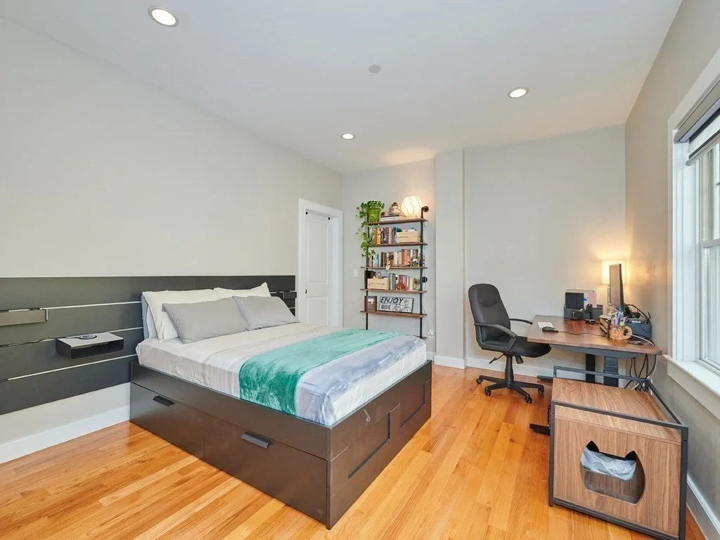 2 bed, 2 bath apartment for rent at 345 W Broadway St Unit 1, Boston — photo 7 of 13