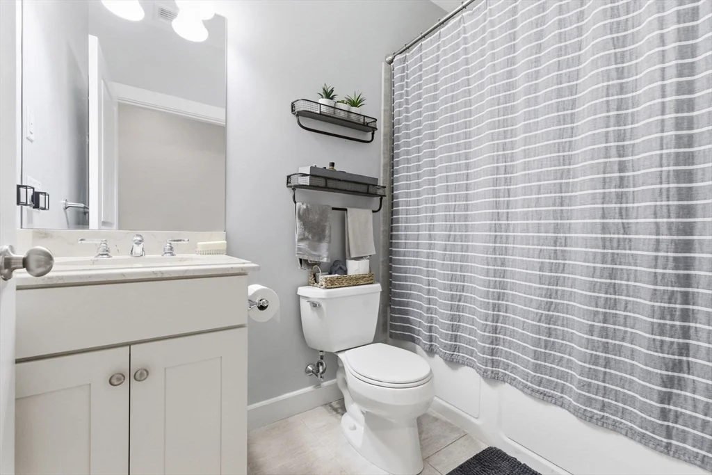 2 bed, 2 bath apartment for rent at 345 W Broadway Unit 8A, South Boston — photo 14 of 17