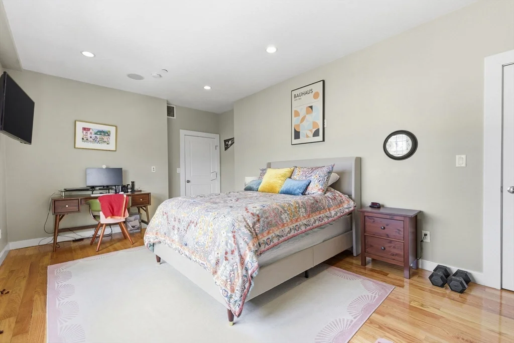 2 bed, 2 bath apartment for rent at 345 W Broadway Unit 8A, South Boston — photo 13 of 17