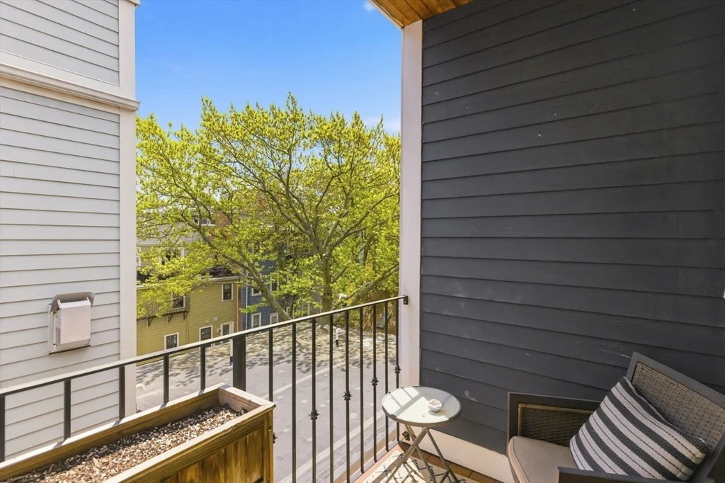 2 bed, 2 bath apartment for rent at 345 W Broadway Unit 8A, South Boston — photo 10 of 17
