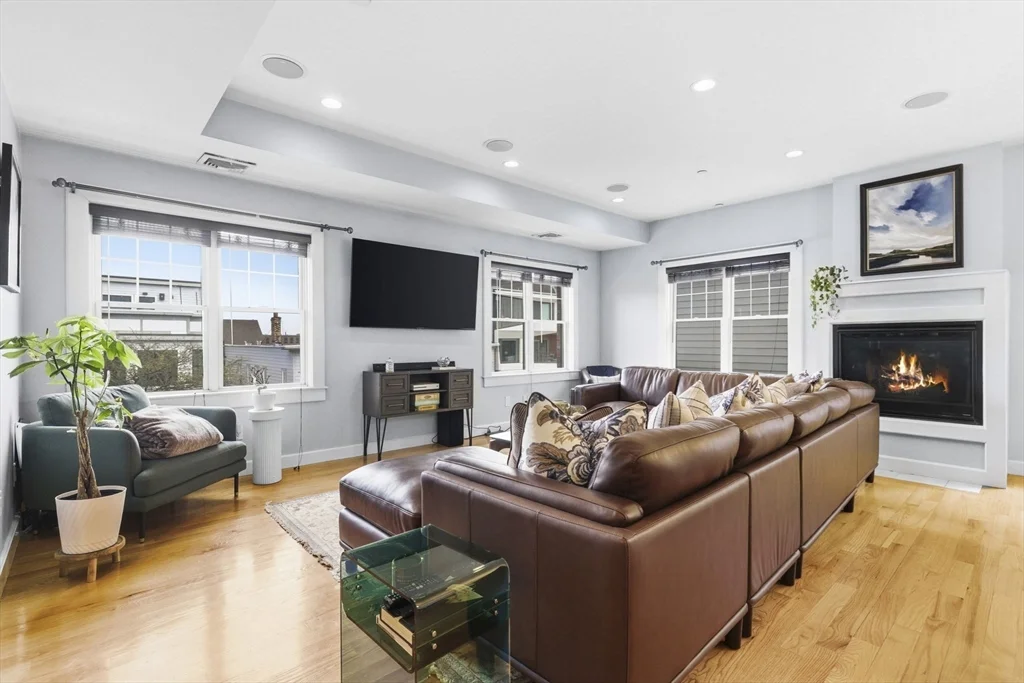 2 bed, 2 bath apartment for rent at 345 W Broadway Unit 8A, South Boston — photo 1 of 17