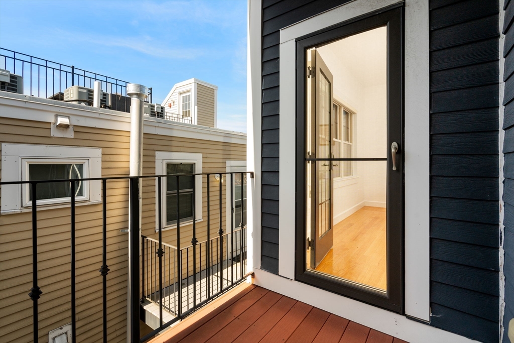 3 bed, 2 bath apartment for rent at 345 W Broadway Unit 9, South Boston — photo 20 of 34