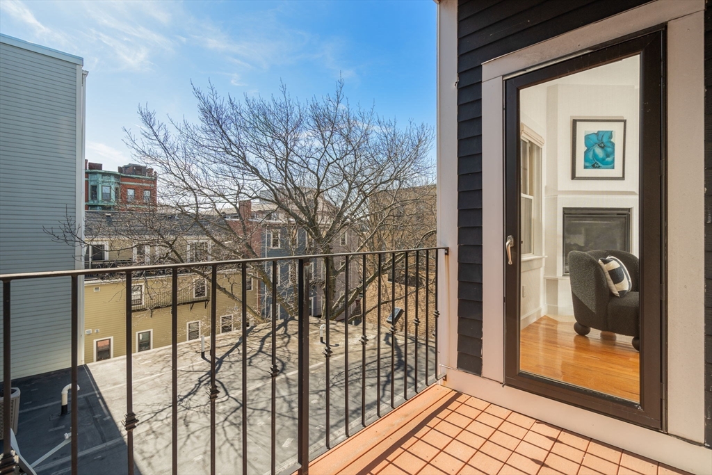 3 bed, 2 bath apartment for rent at 345 W Broadway Unit 9, South Boston — photo 12 of 34