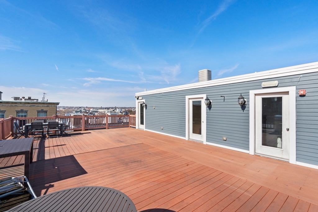 3 bed, 2 bath apartment for rent at 345 W Broadway Unit 9, South Boston — photo 27 of 34